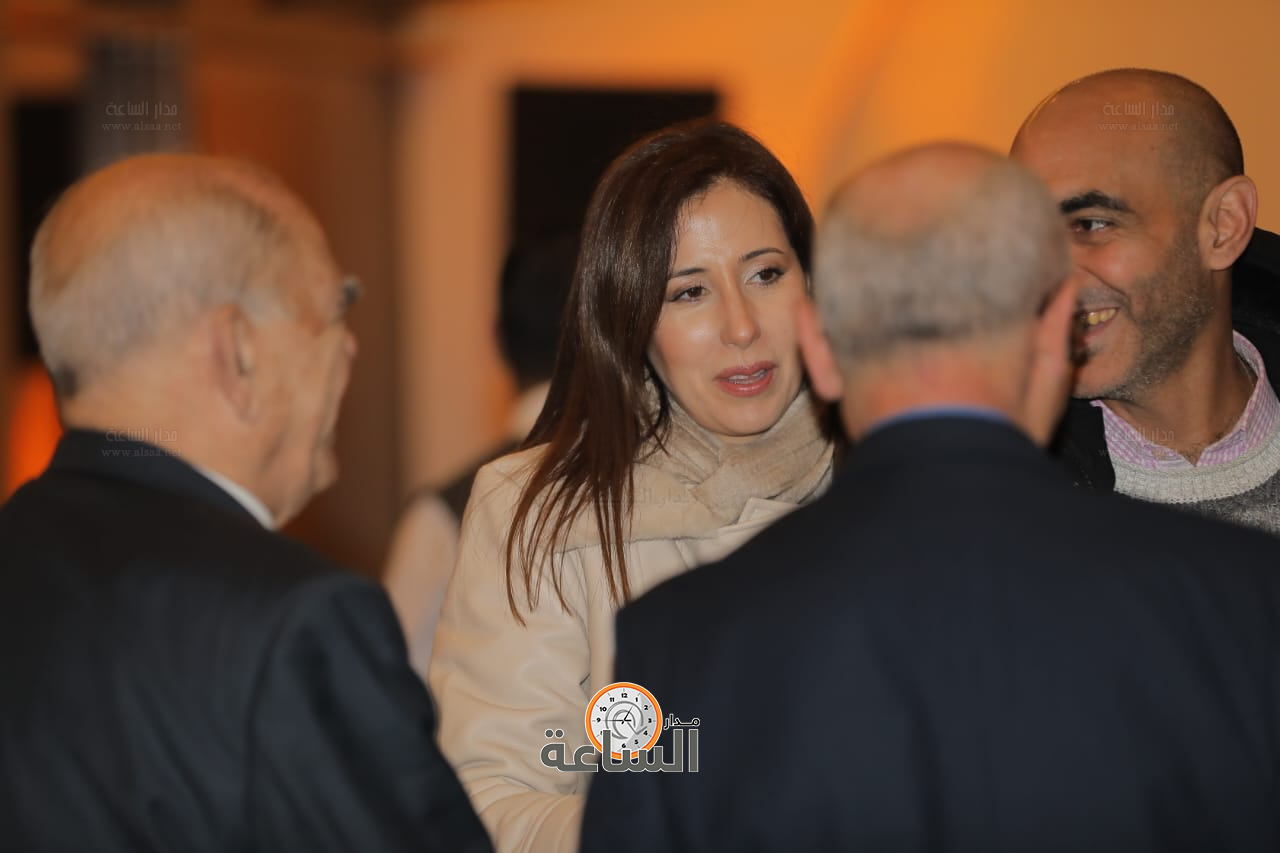 Madar Al-Saa Images 0.9824214589565188