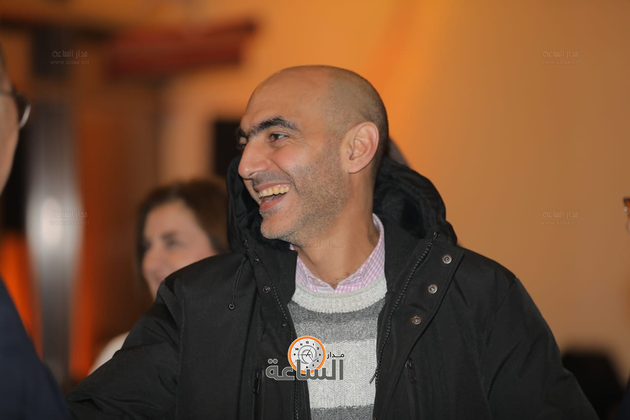 Madar Al-Saa Images 0.2754482319709479