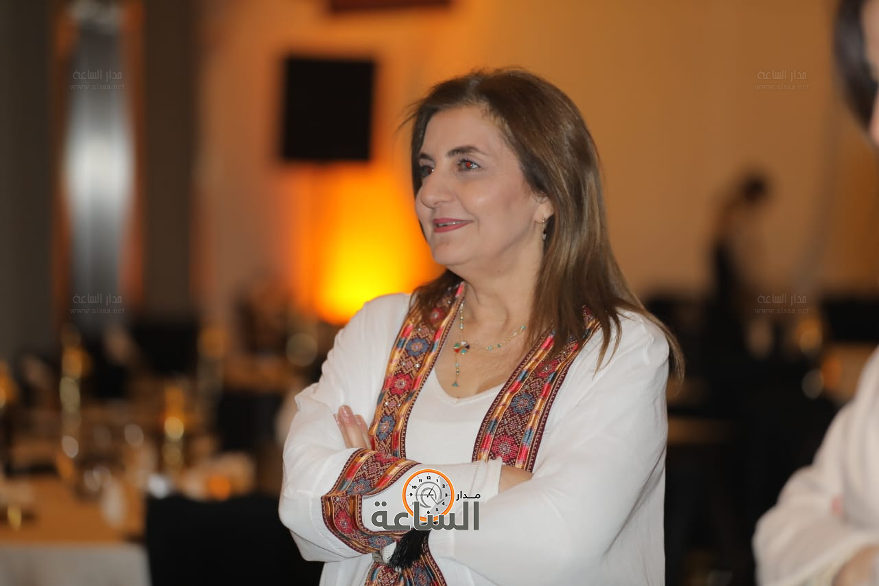 Madar Al-Saa Images 0.16123735649317106