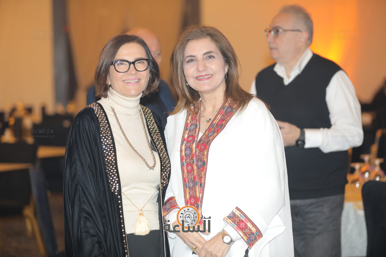 Madar Al-Saa Images 0.8024464533158018