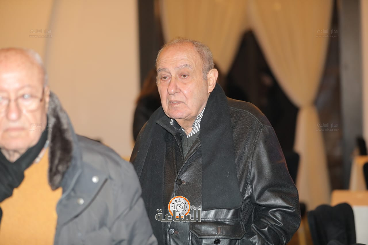 Madar Al-Saa Images 0.3953923255901217