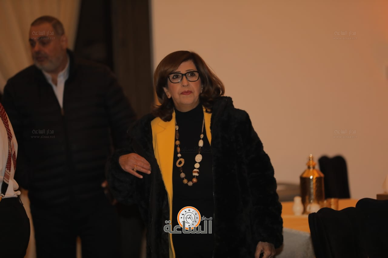 Madar Al-Saa Images 0.12486711372651826