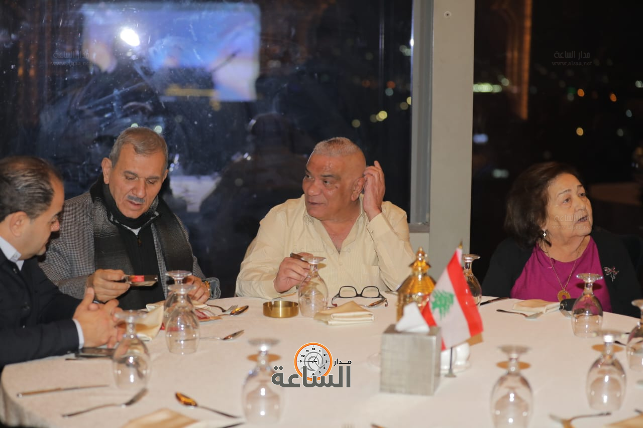 Madar Al-Saa Images 0.772454553311289