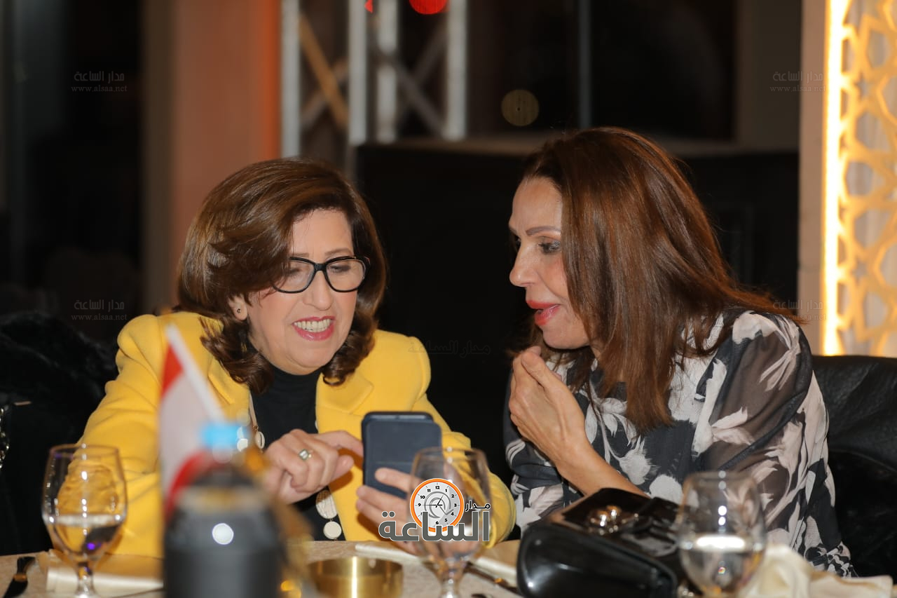 Madar Al-Saa Images 0.3233154368056328