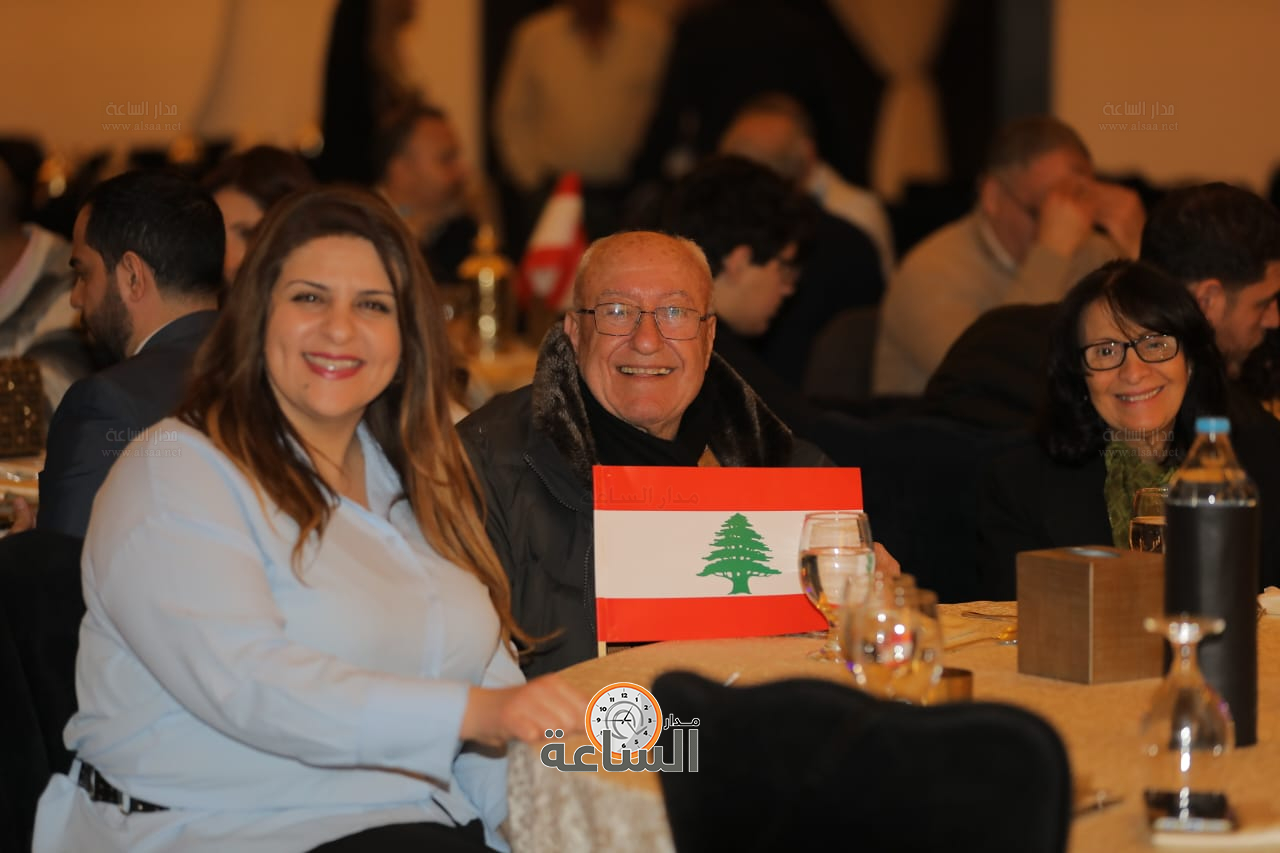 Madar Al-Saa Images 0.6479244754276479