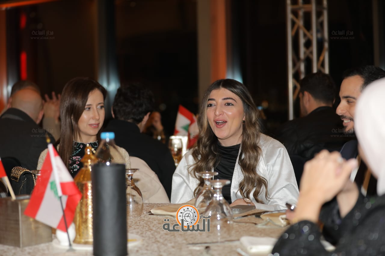 Madar Al-Saa Images 0.3278983108834559