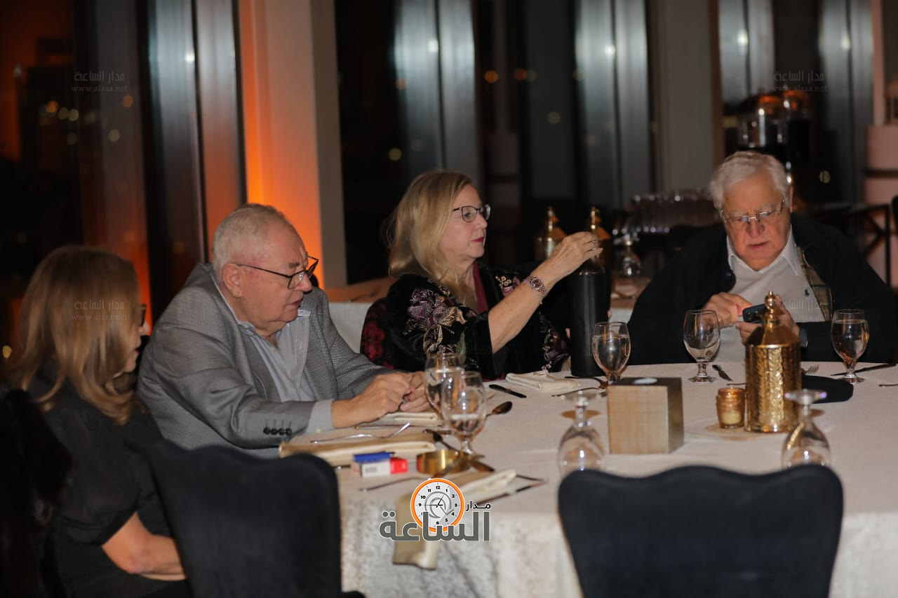 Madar Al-Saa Images 0.8038889217874381