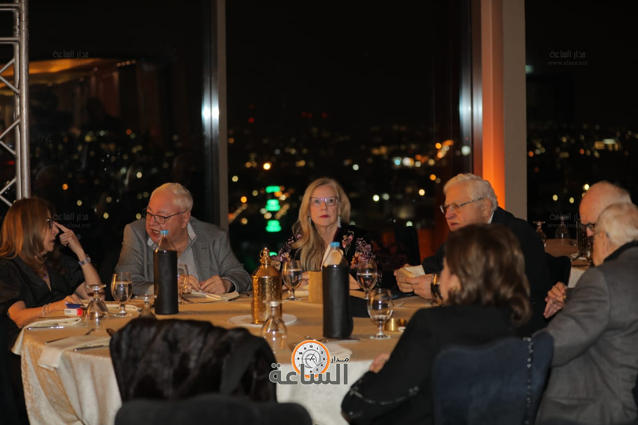 Madar Al-Saa Images 0.12406609403166091