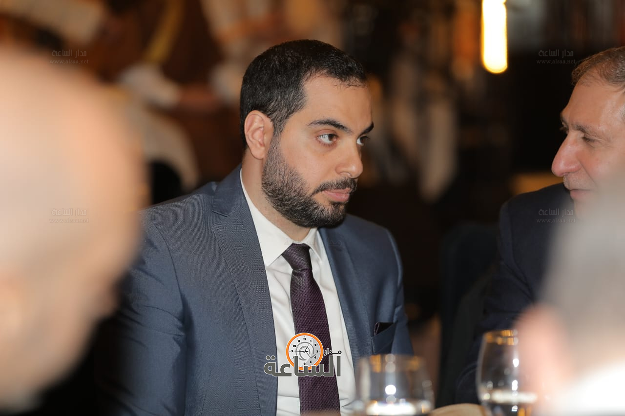 Madar Al-Saa Images 0.4240660119723412