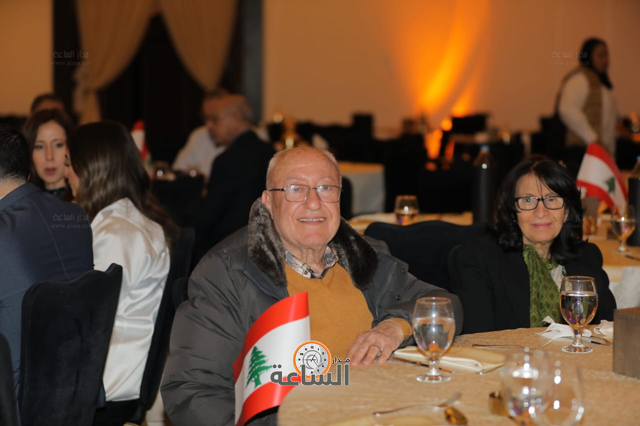 Madar Al-Saa Images 0.6933102319919904