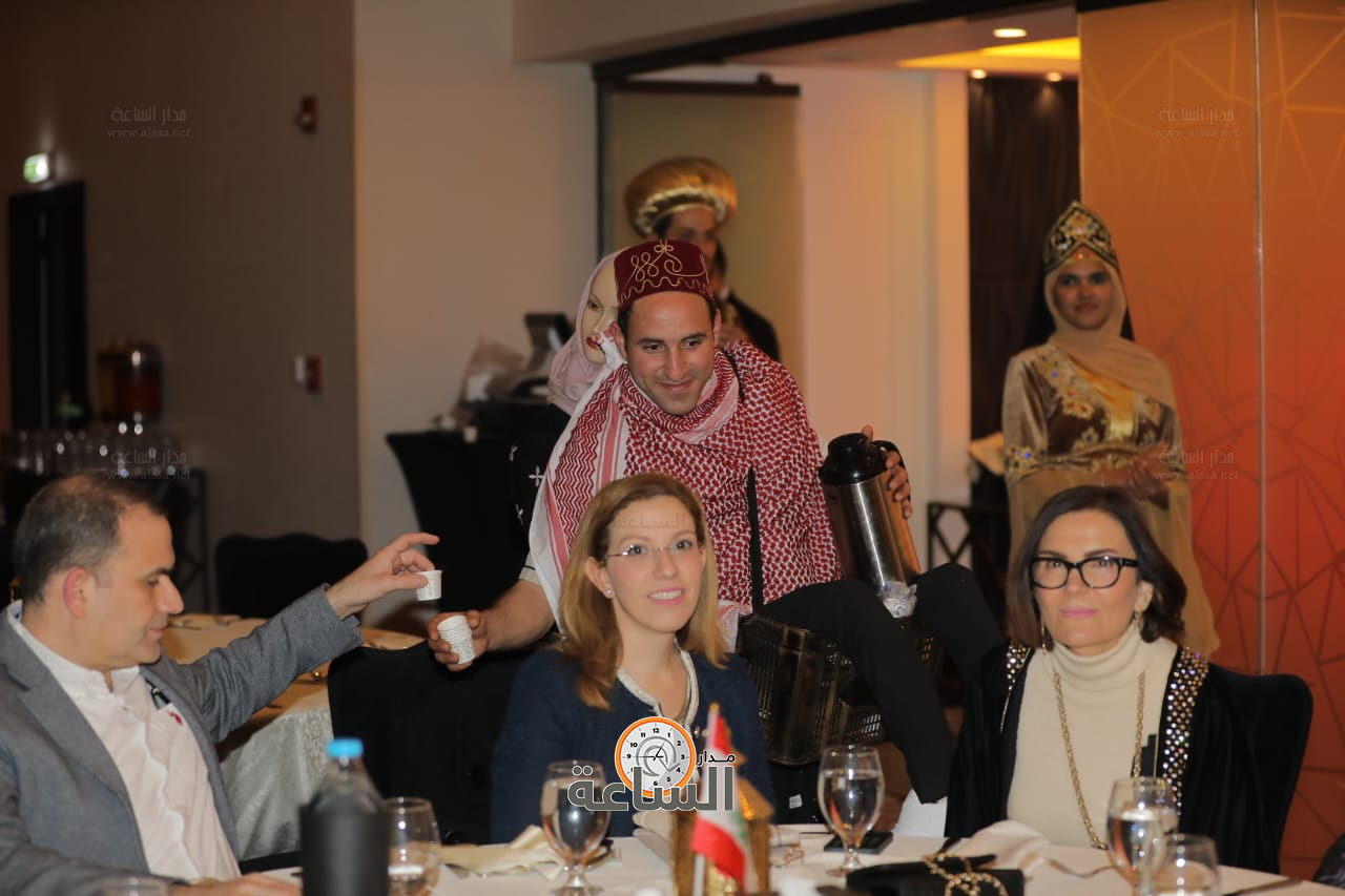 Madar Al-Saa Images 0.04565011142003095