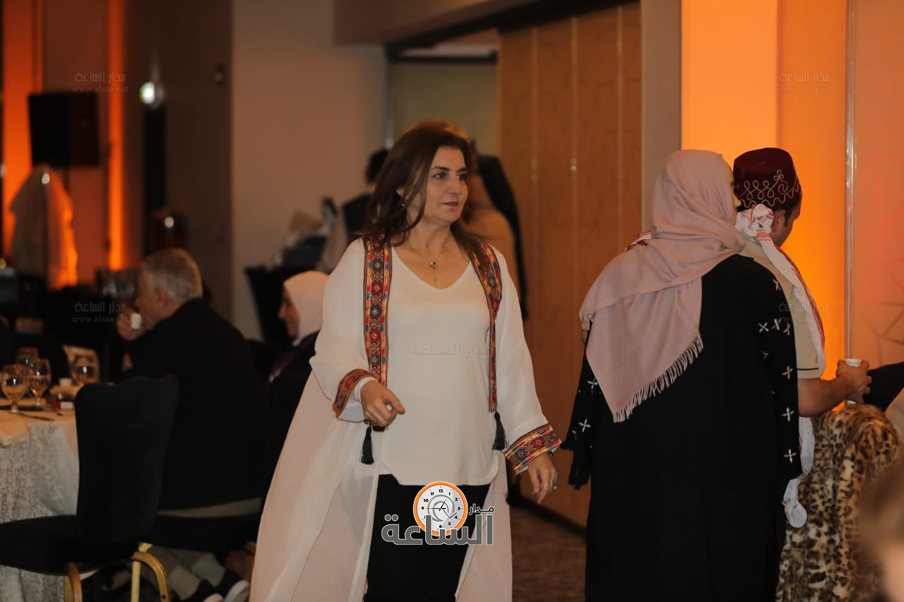 Madar Al-Saa Images 0.4814280975158871