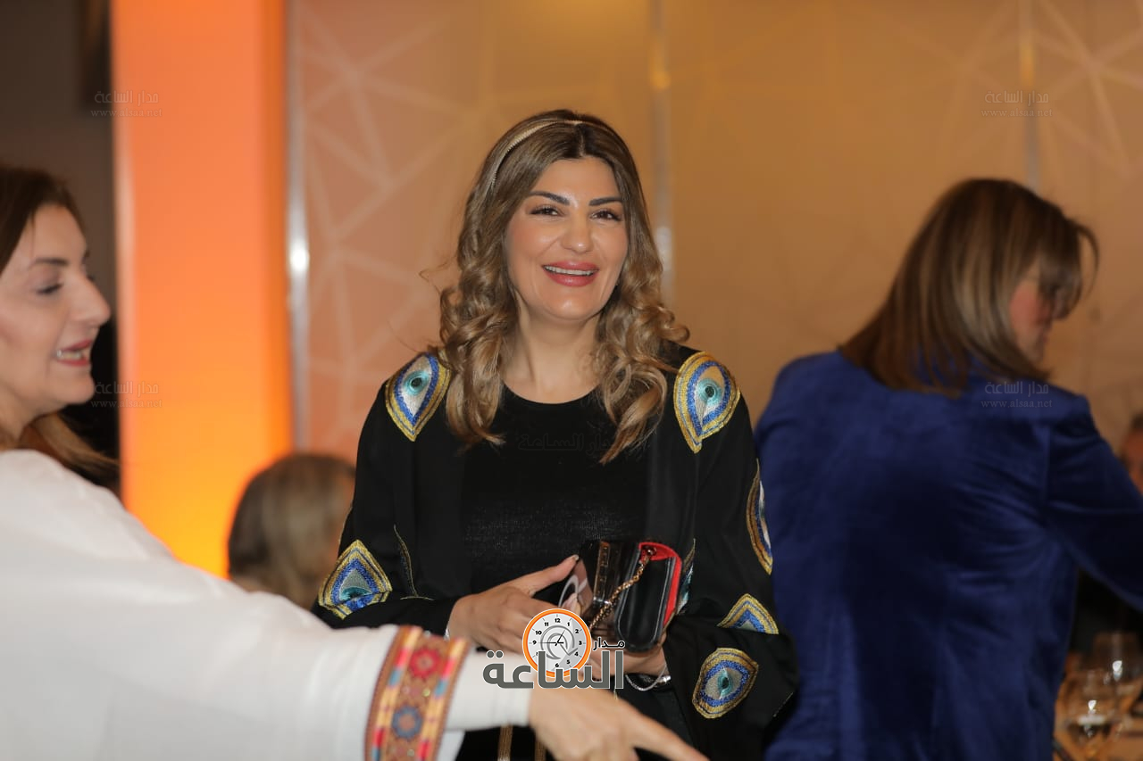 Madar Al-Saa Images 0.5994391590571624