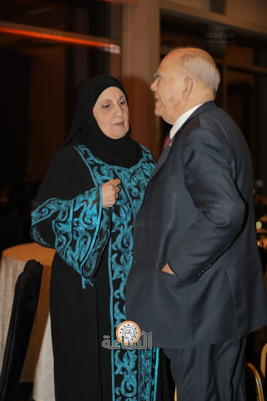 Madar Al-Saa Images 0.747800833031232