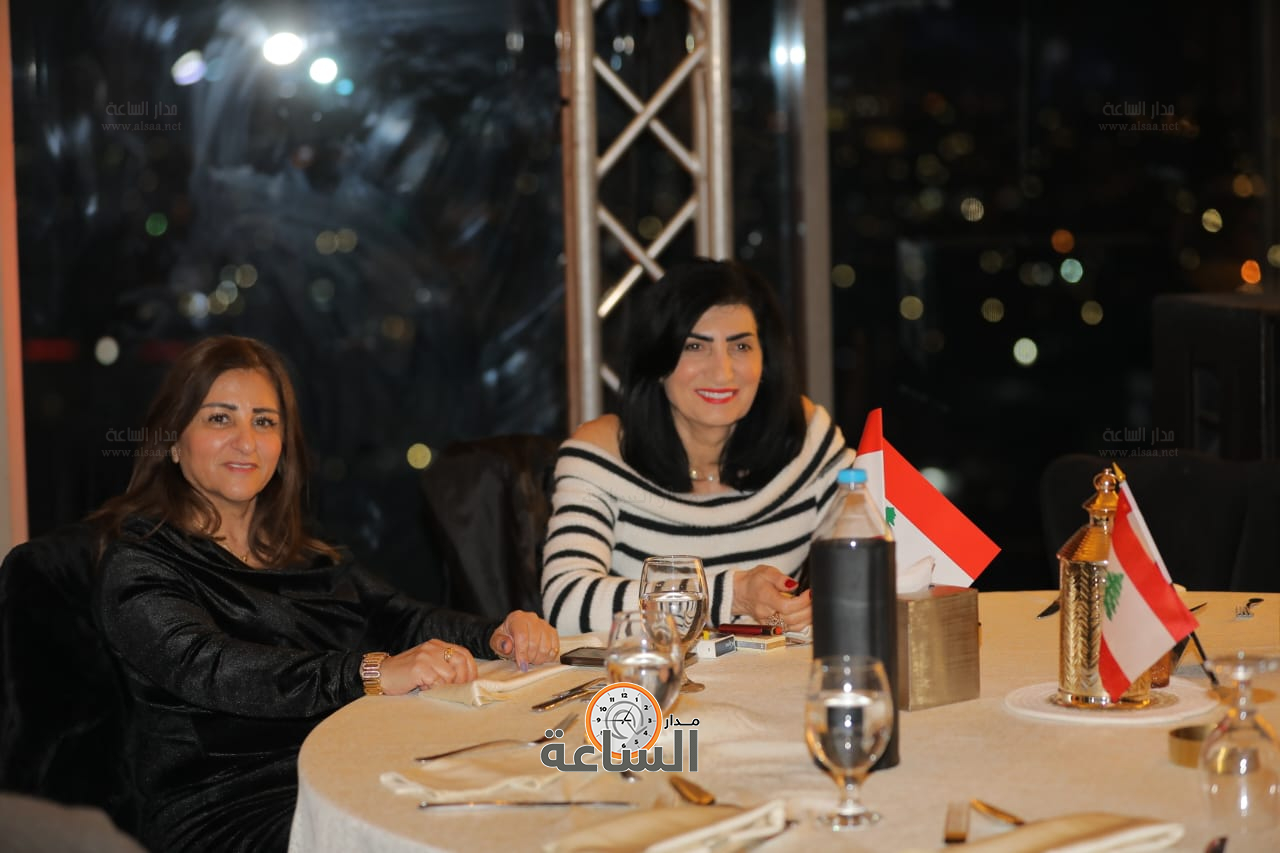 Madar Al-Saa Images 0.8617286838633673