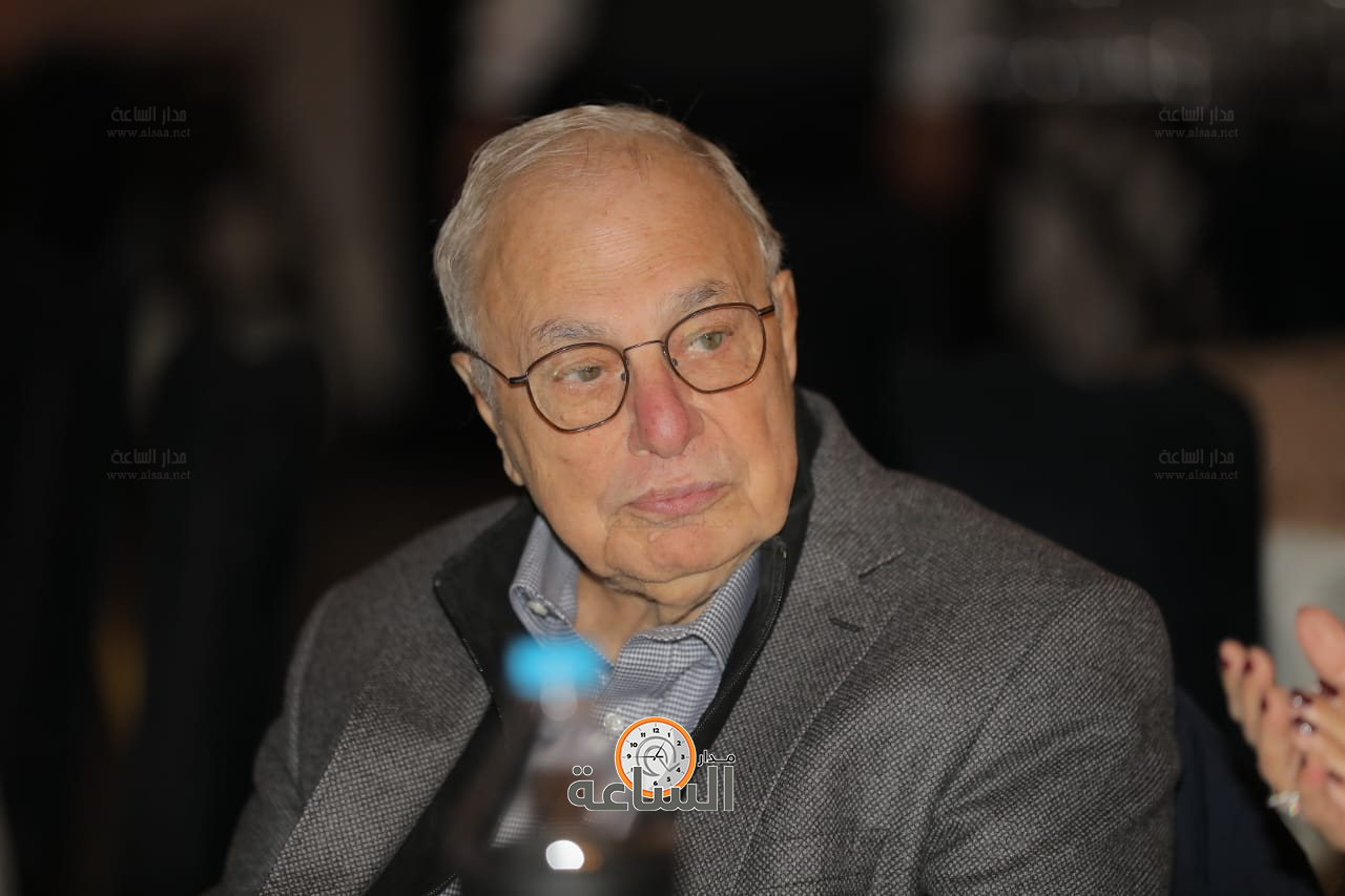 Madar Al-Saa Images 0.6875002646879695