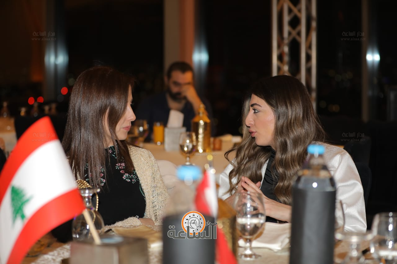 Madar Al-Saa Images 0.23136427442551843