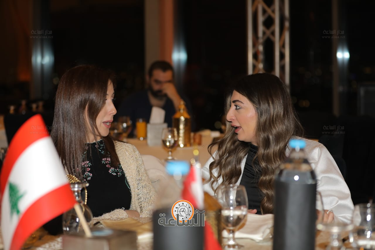 Madar Al-Saa Images 0.4620932039065766