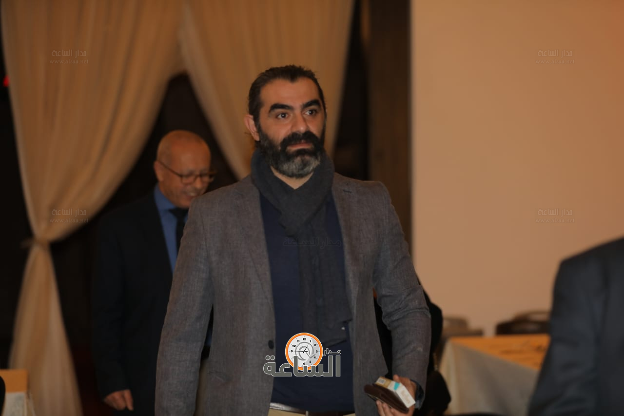 Madar Al-Saa Images 0.5284560518538433