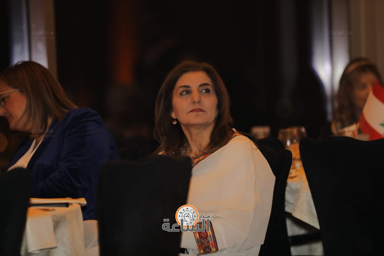 Madar Al-Saa Images 0.6835562771894932