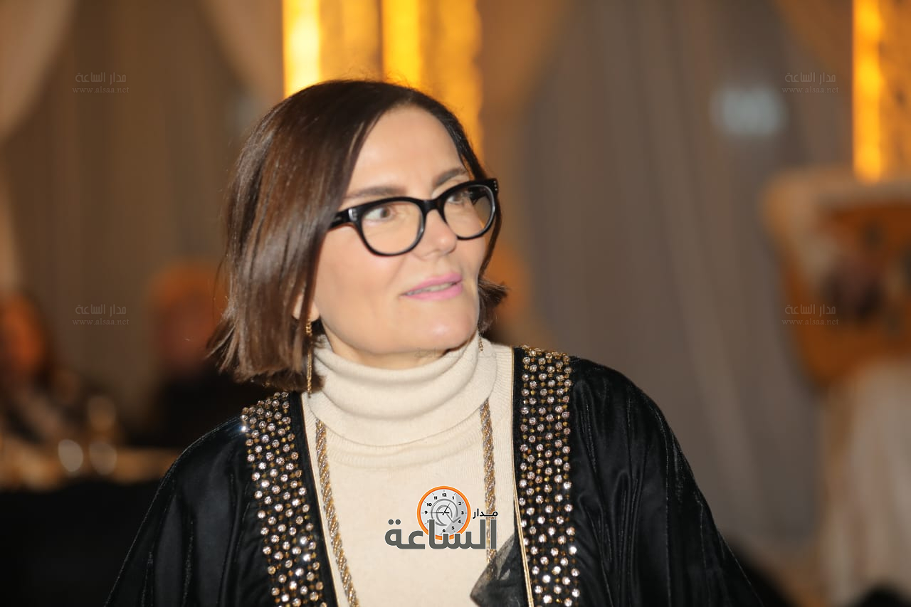 Madar Al-Saa Images 0.6900970913188909