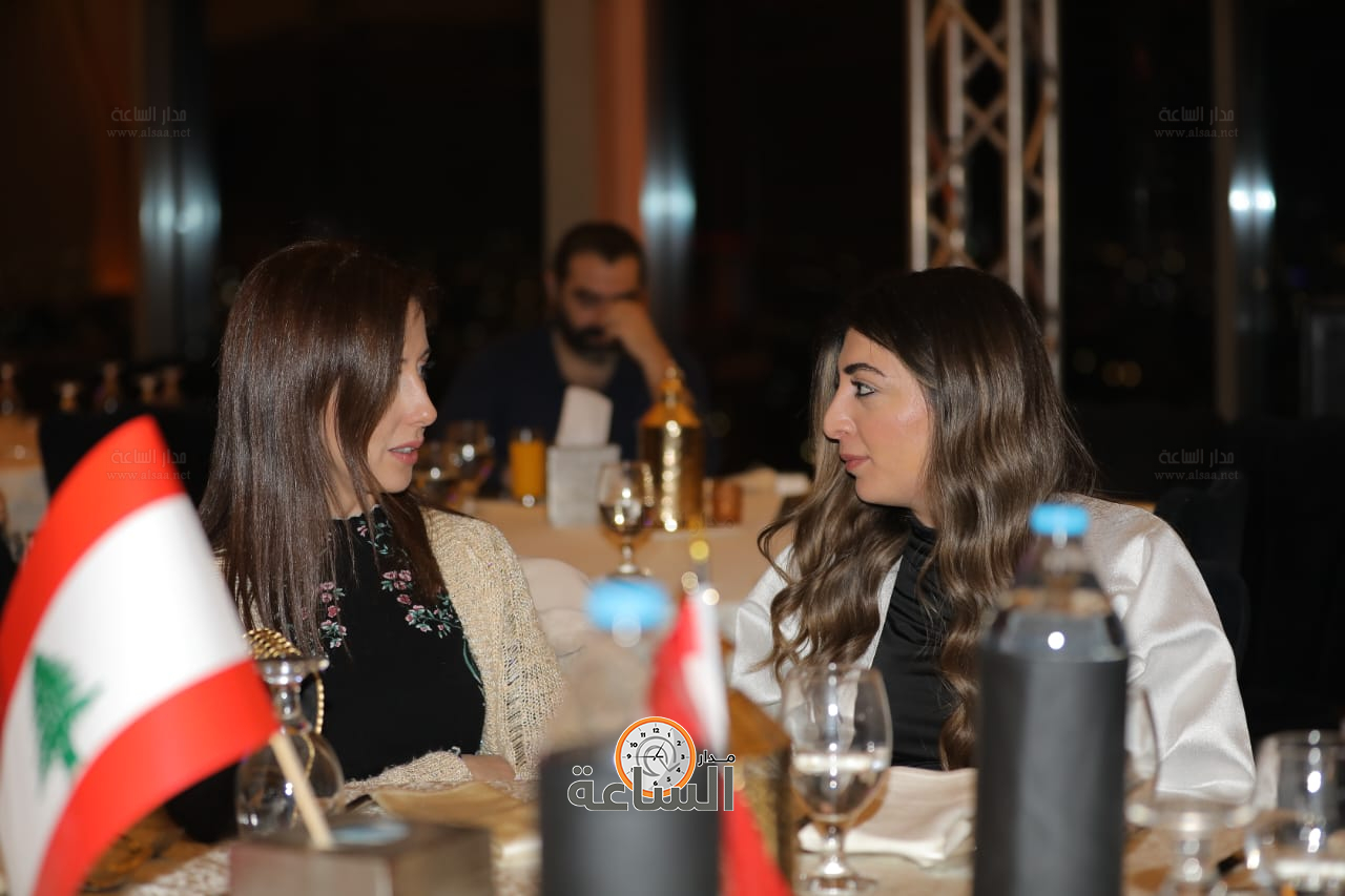 Madar Al-Saa Images 0.6043082365709347