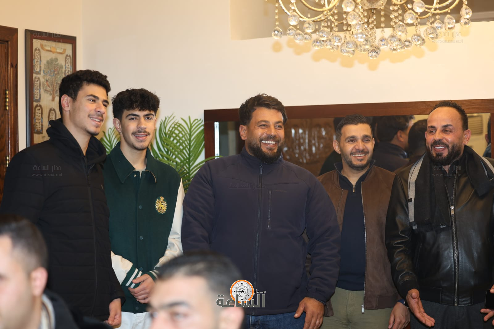 Madar Al-Saa Images 0.6587834510138058