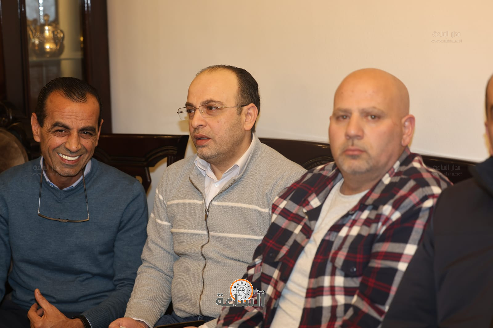 Madar Al-Saa Images 0.268356215759449