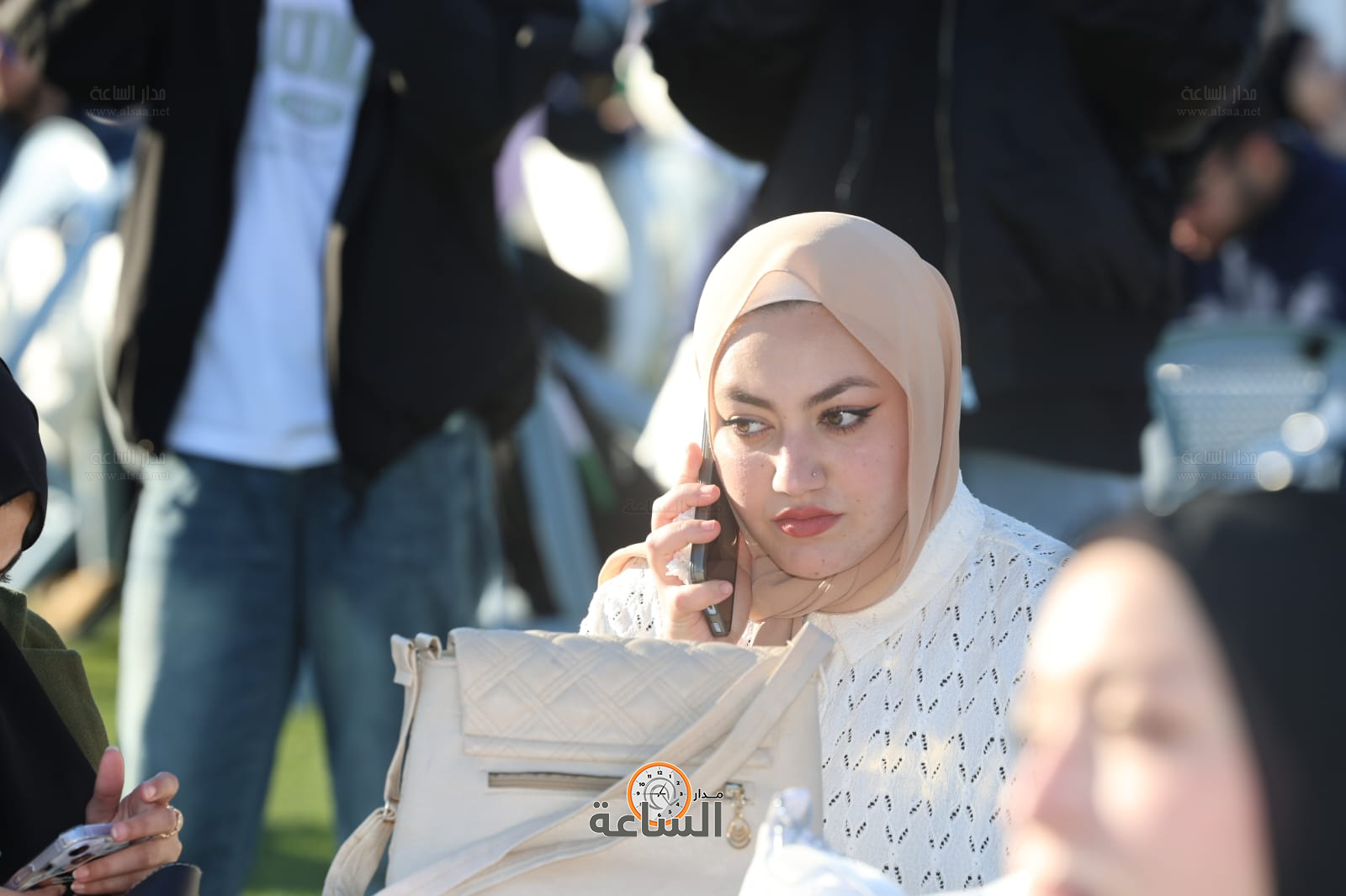 Madar Al-Saa Images 0.04780832539124957