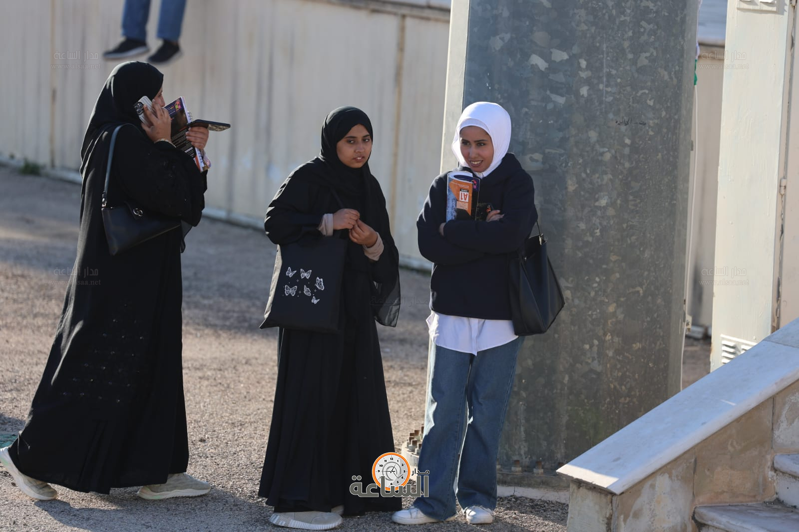 Madar Al-Saa Images 0.023147468608309074