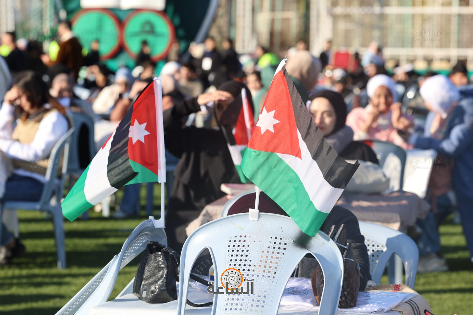 Madar Al-Saa Images 0.8505904941719689