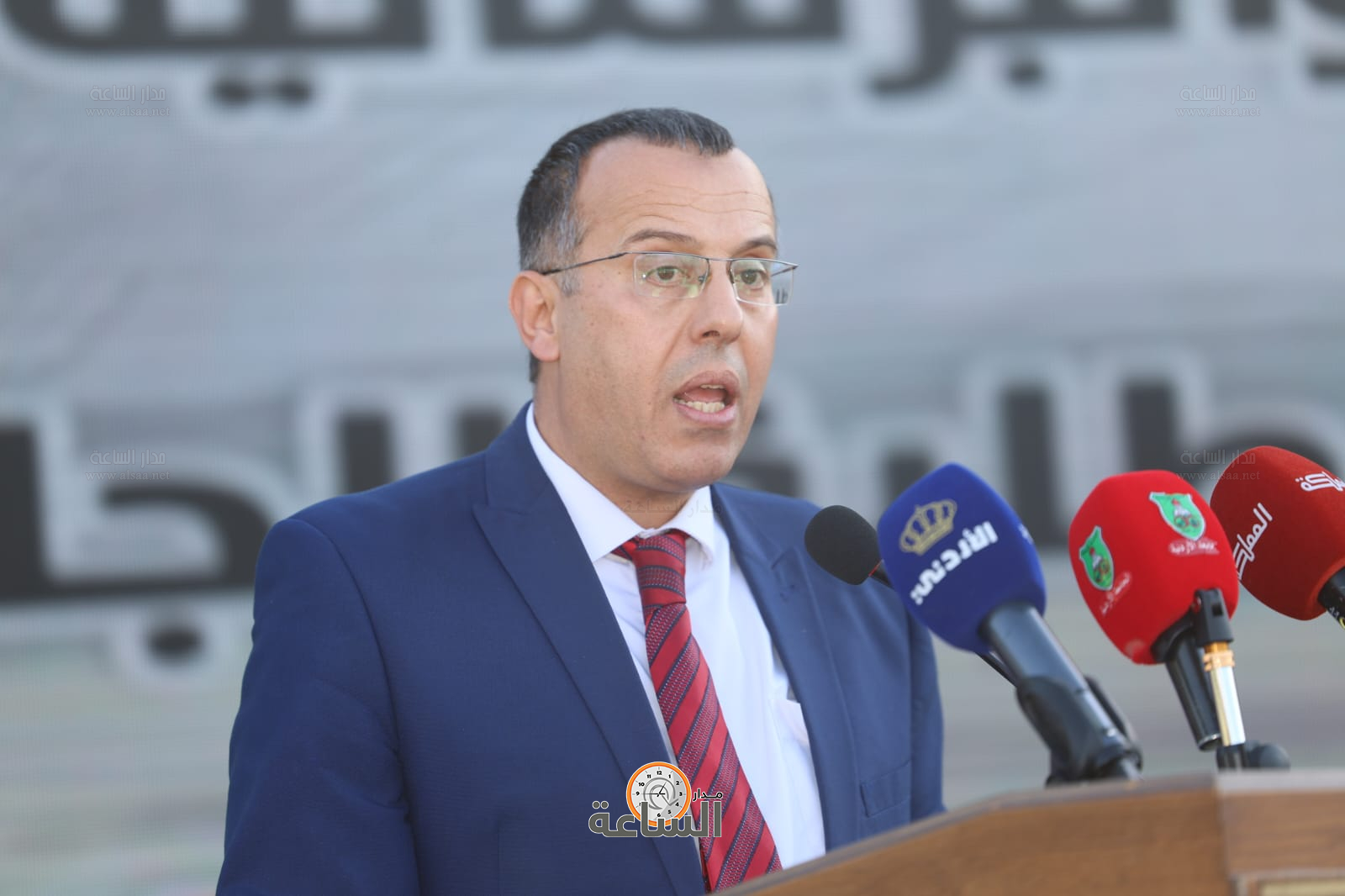 Madar Al-Saa Images 0.5678105938040572