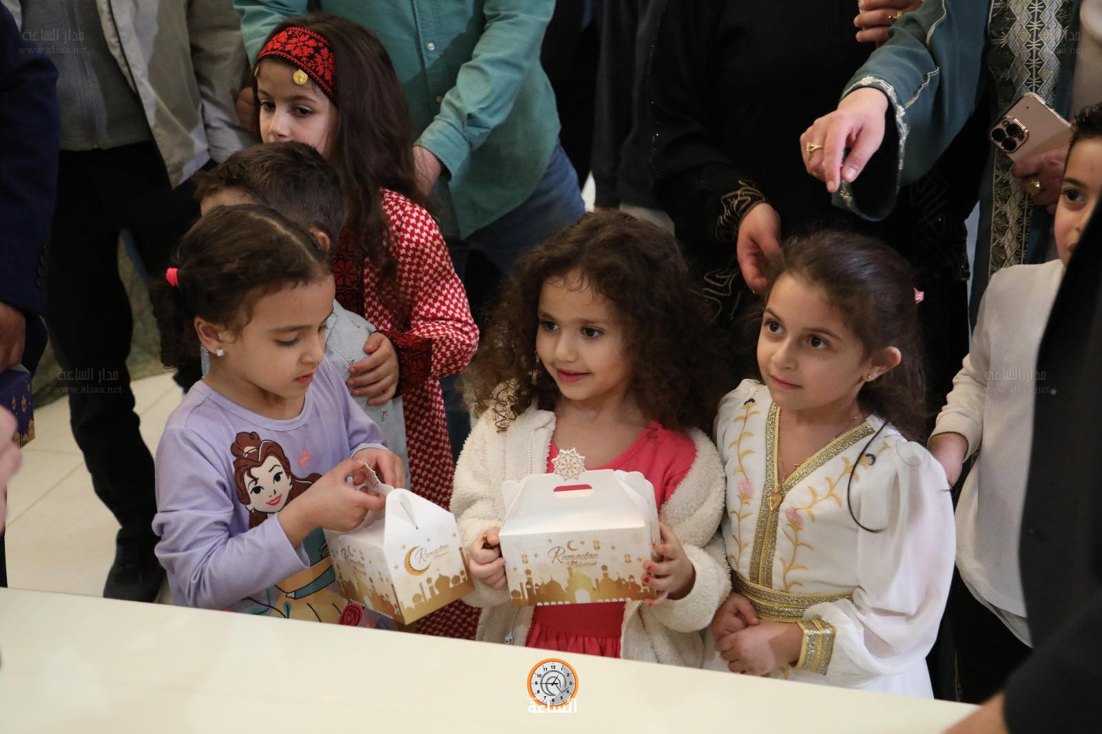 Madar Al-Saa Images 0.6196245879806168