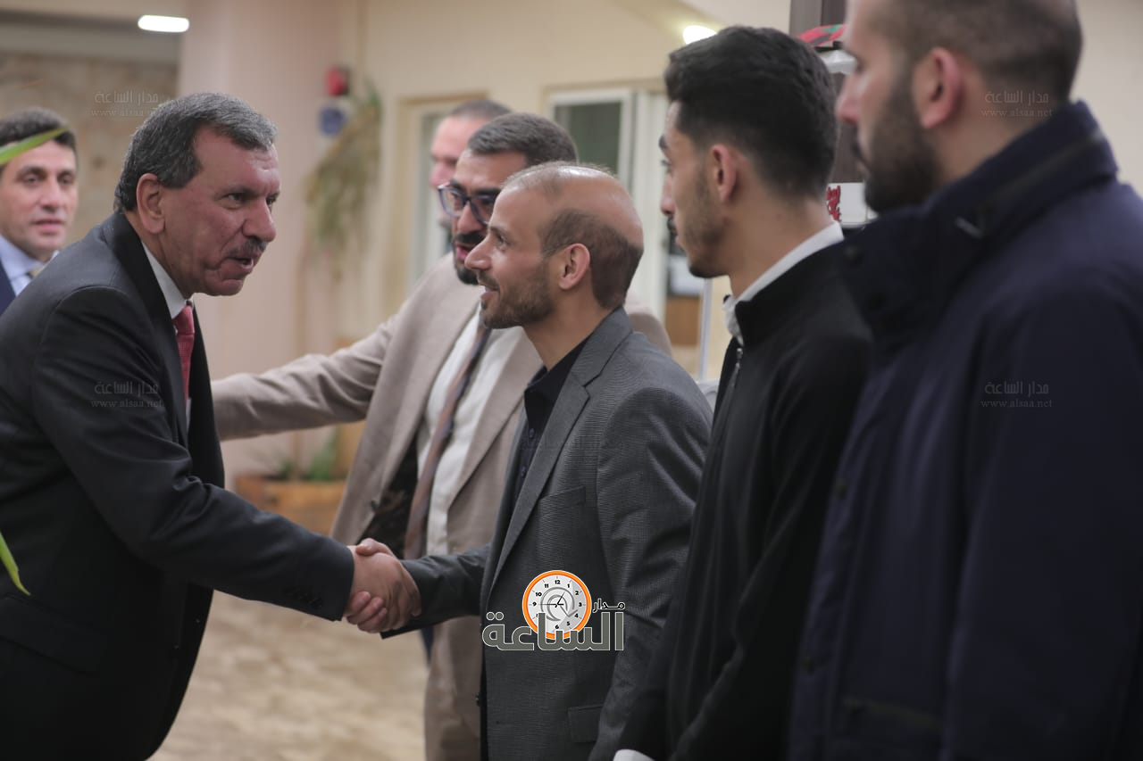 Madar Al-Saa Images 0.2753396617997874