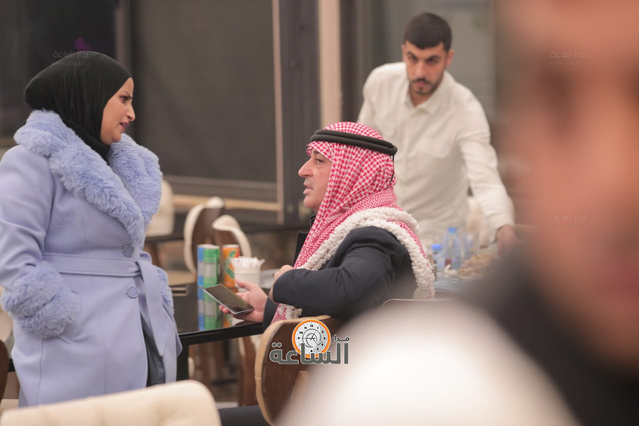 Madar Al-Saa Images 0.1824620640244652