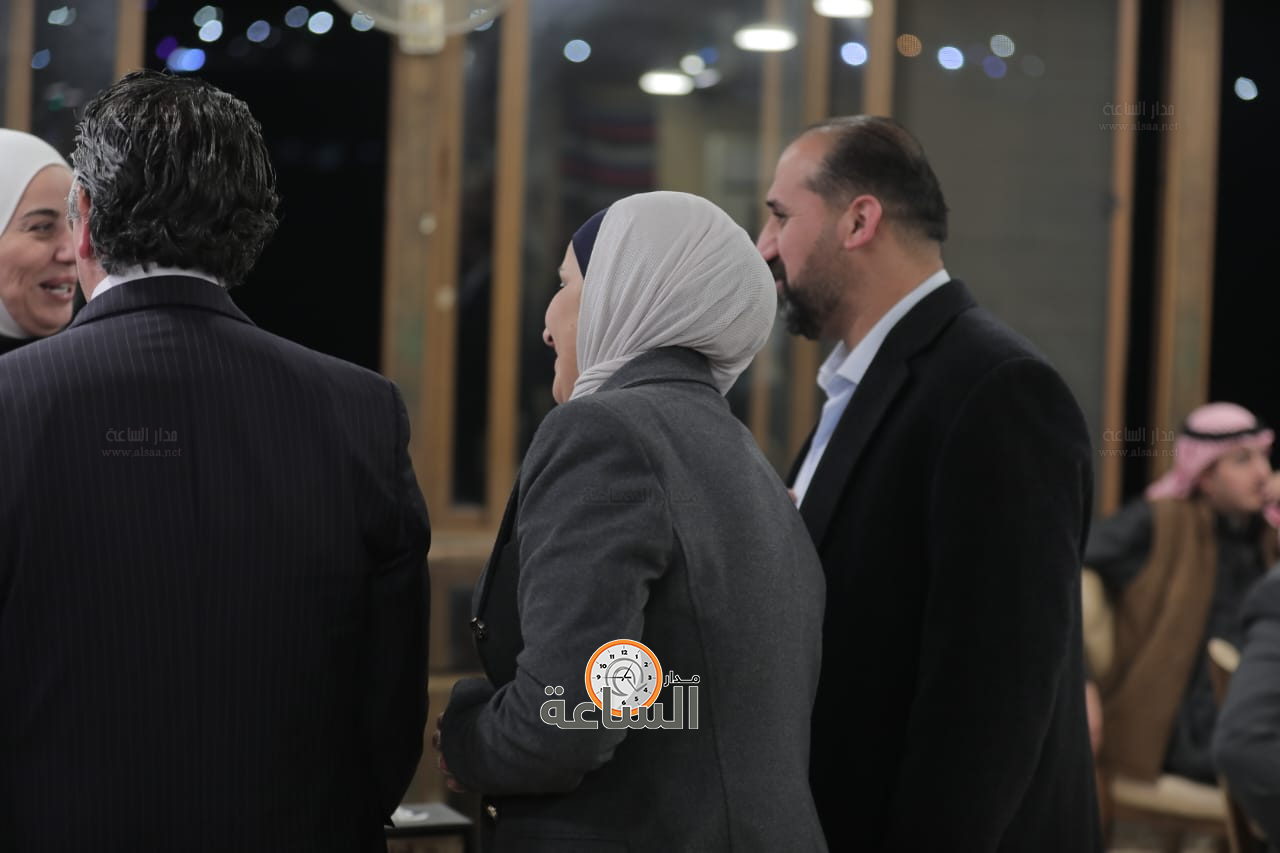 Madar Al-Saa Images 0.4930989132766488