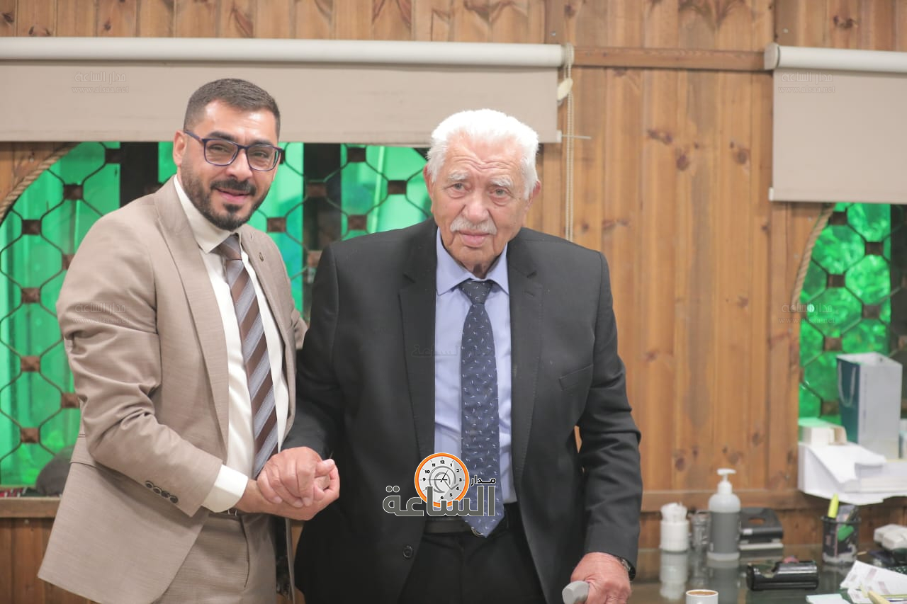 Madar Al-Saa Images 0.8216774157394524