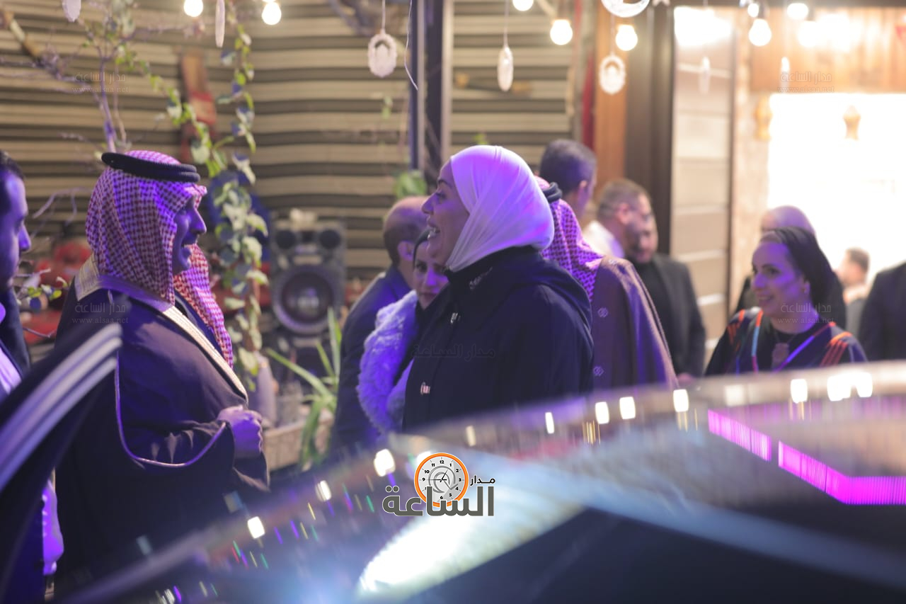 Madar Al-Saa Images 0.31919005554130875