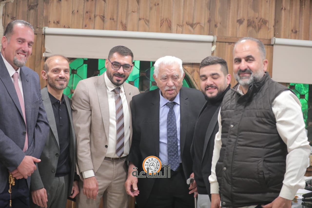 Madar Al-Saa Images 0.8958868725743472