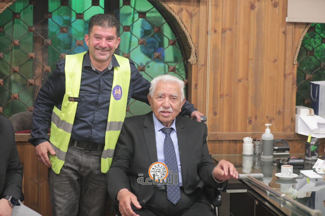 Madar Al-Saa Images 0.4685477076990412