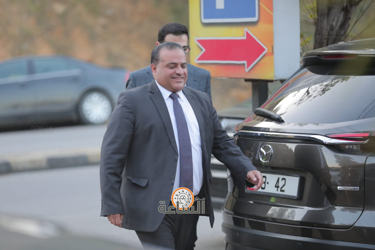 Madar Al-Saa Images 0.45728867768863224