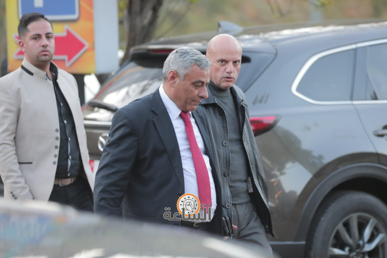 Madar Al-Saa Images 0.35381950852323785