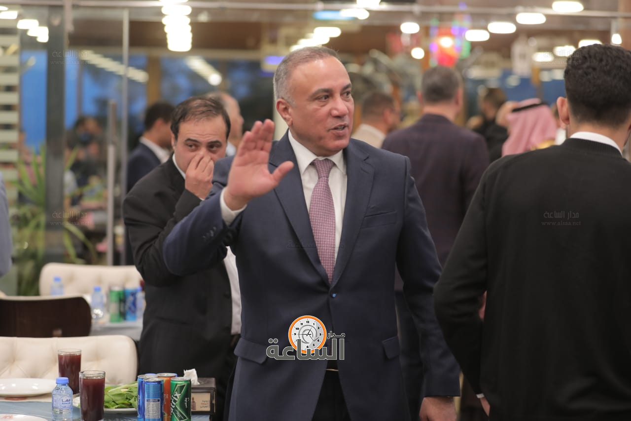 Madar Al-Saa Images 0.8957776645471089