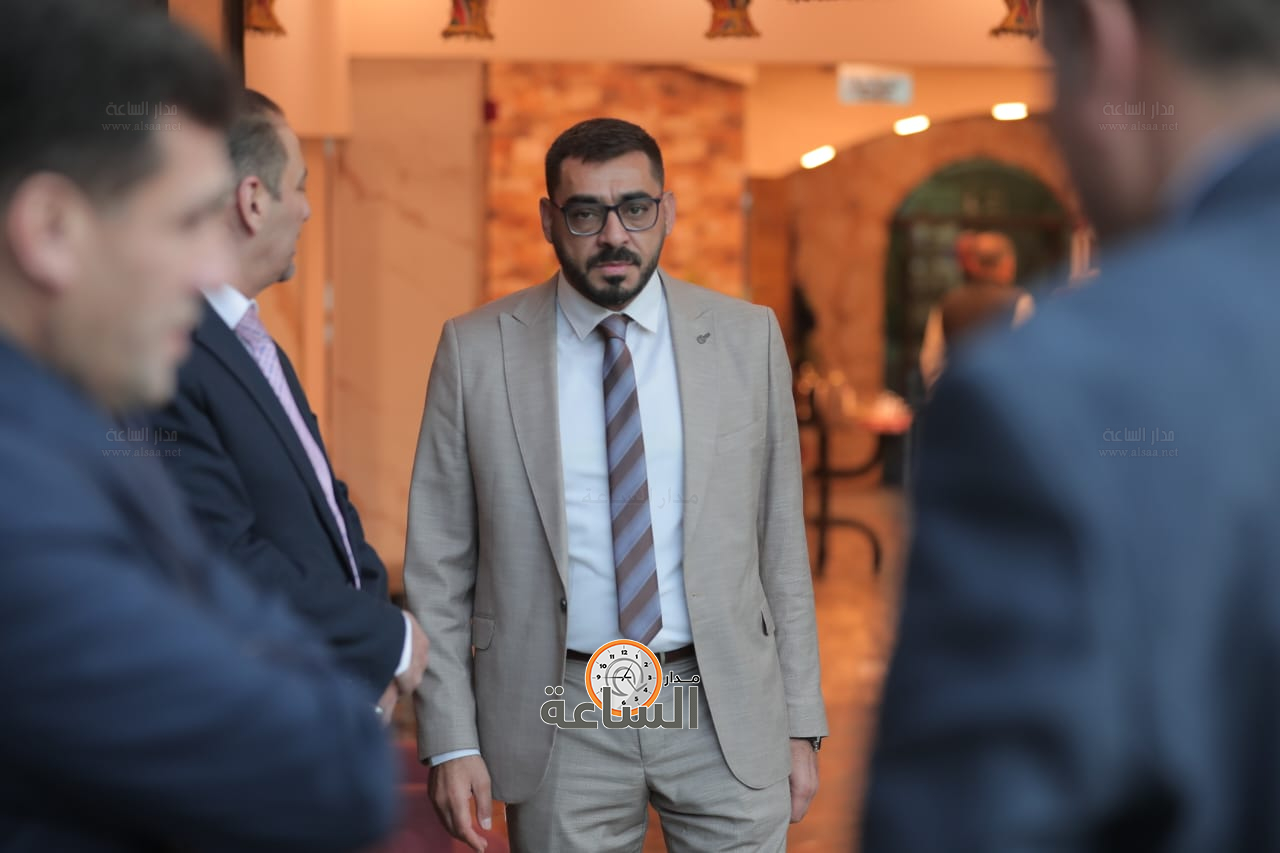 Madar Al-Saa Images 0.773930940617602