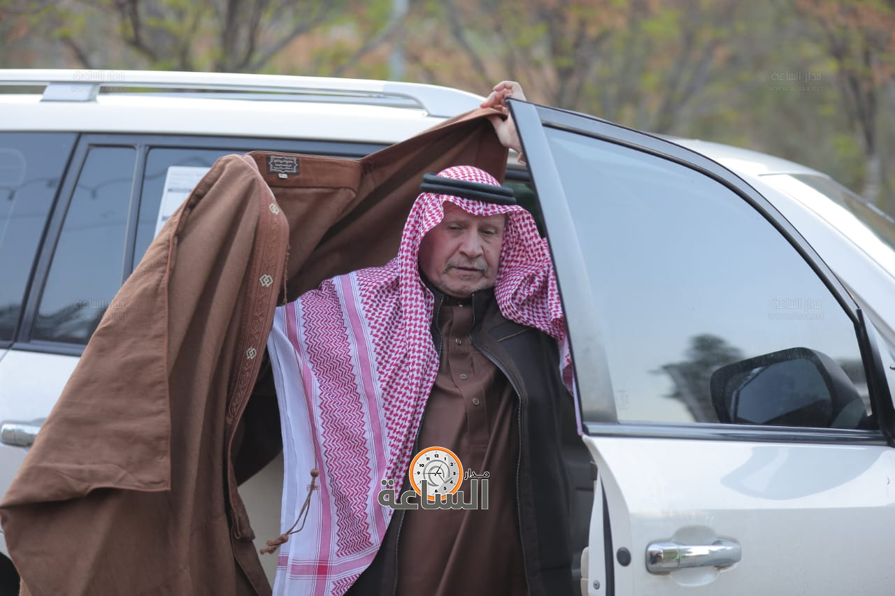 Madar Al-Saa Images 0.11450512901997278