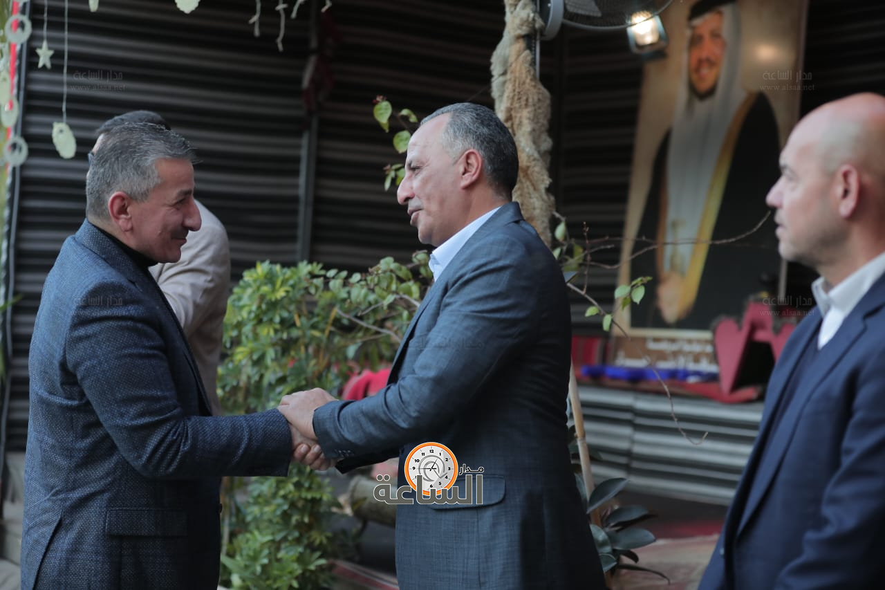 Madar Al-Saa Images 0.5015175482823122