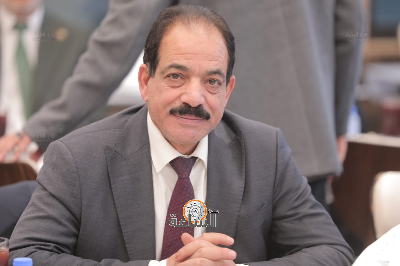 Madar Al-Saa Images 0.13055010040487414