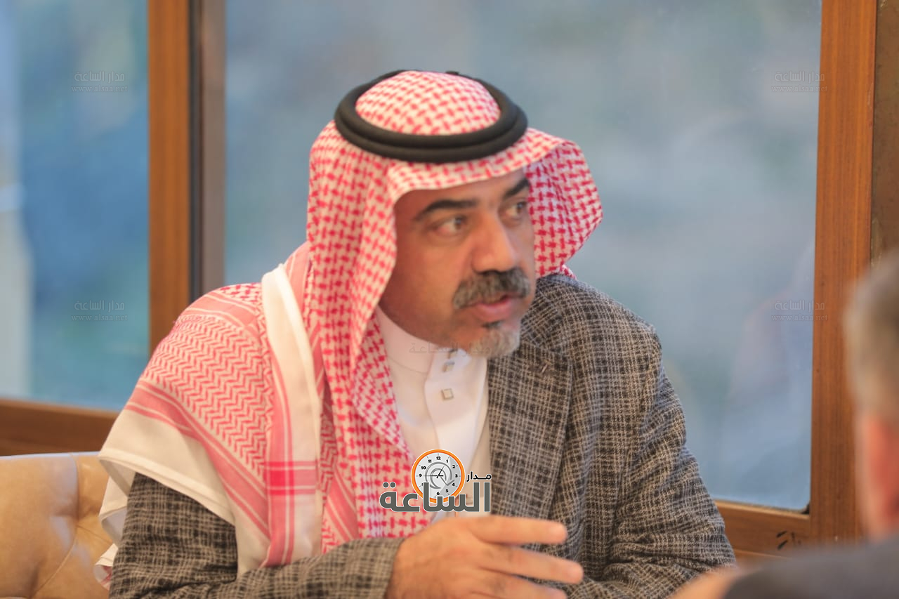 Madar Al-Saa Images 0.003433787331835969