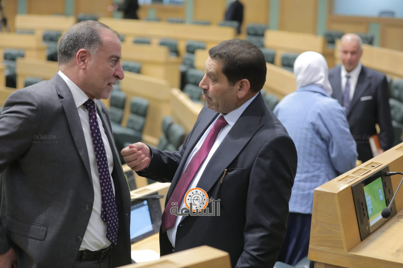 Madar Al-Saa Images 0.6901504929869171