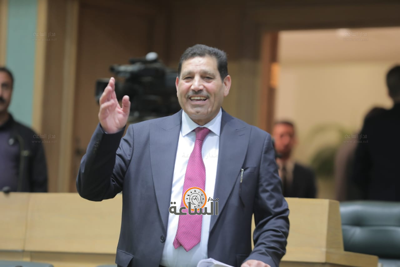 Madar Al-Saa Images 0.9042915992007943